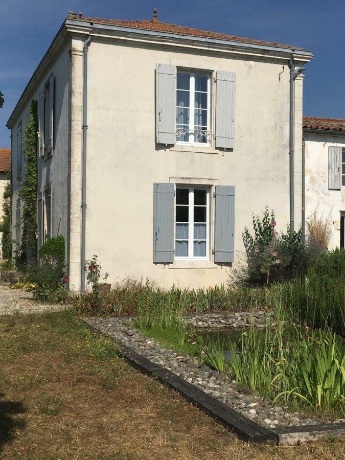 Tilleuls Et Bambous Hotel Saint-Sauveur-d'Aunis ภายนอก รูปภาพ